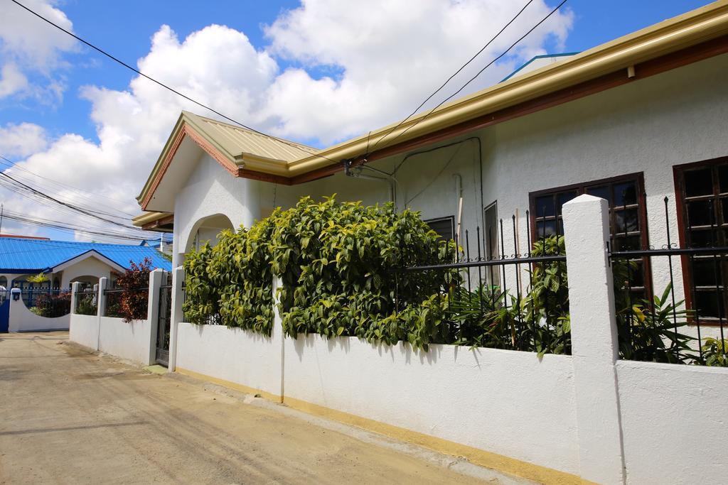 Dee Guest House Île de Mactan Extérieur photo