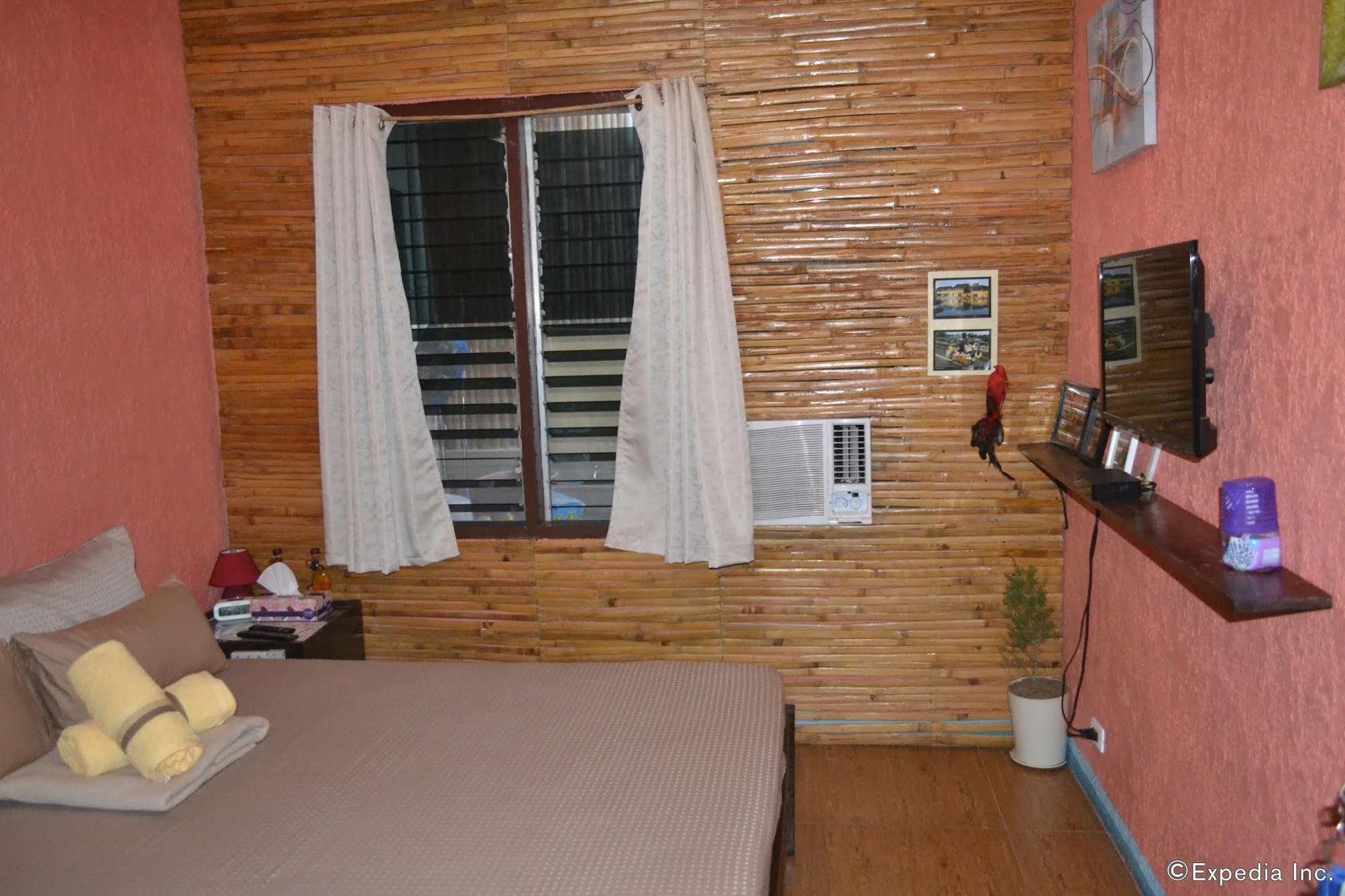 Dee Guest House Île de Mactan Extérieur photo