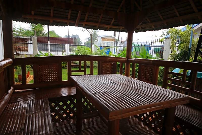 Dee Guest House Île de Mactan Extérieur photo